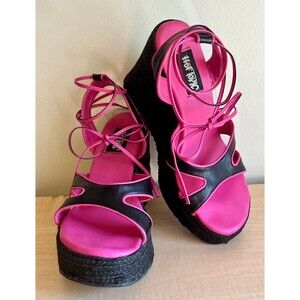 Vintage Y2K Hot Topic Black & Pink Strappy Wedge Sandals SZ 10